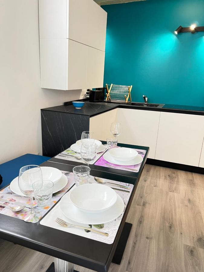 Blue Sapphire Como Cozy Flat In Center Of City Apartamento Exterior foto